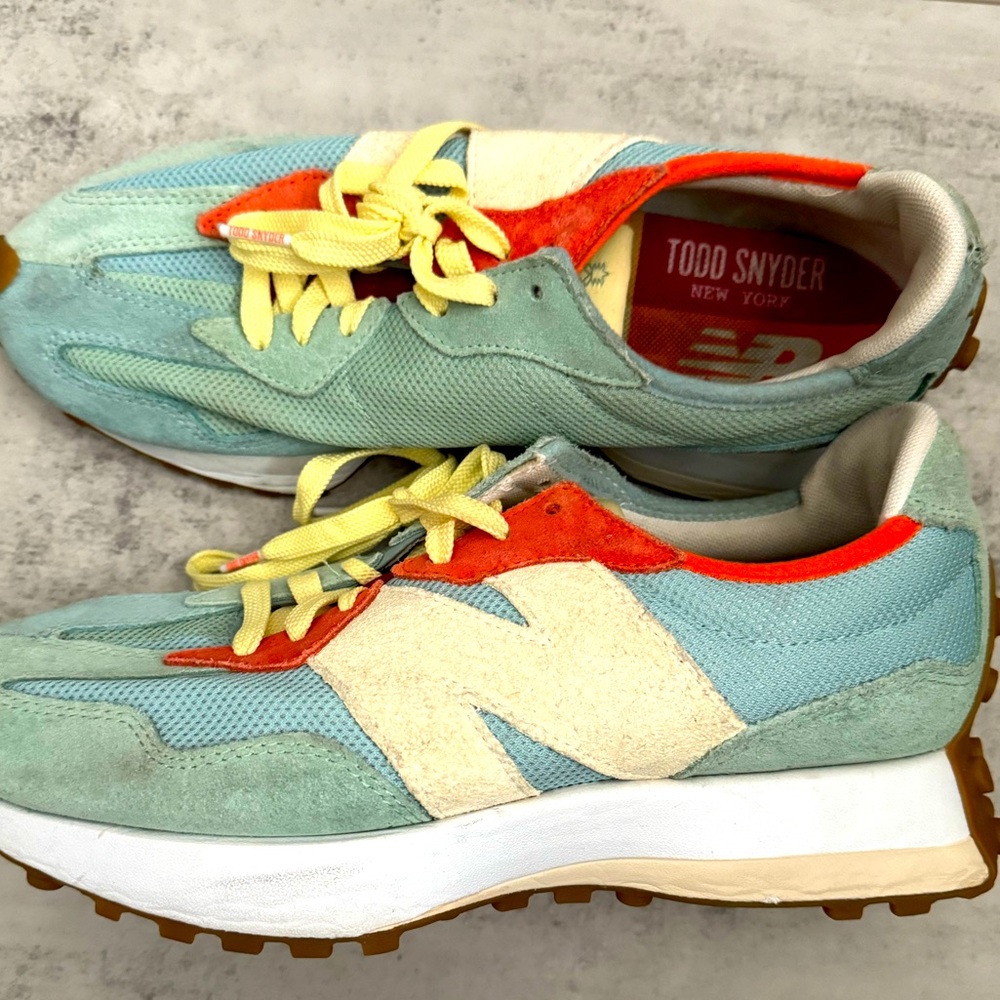 New Balance X Todd Snyder - 327 Pineapple Low Top Sneakers